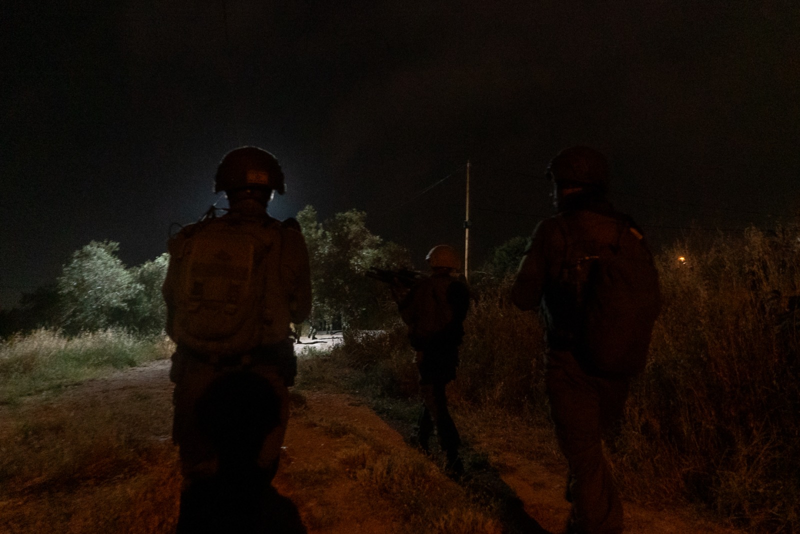 לוחמי צה"ל בפעילות בלילה, צילום: דובר צה"ל