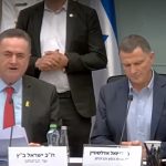 השר כ"ץ בדיון לצד היו"ר אדלשטיין. גיוס 50% רק תוך 7 שנים צילום: ערוץ כנסת.