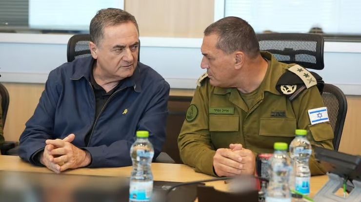 הרמטכ"ל זמיר לצד השר כ"ץ(צילום: אלעד מלכה, משרד הביטחון)